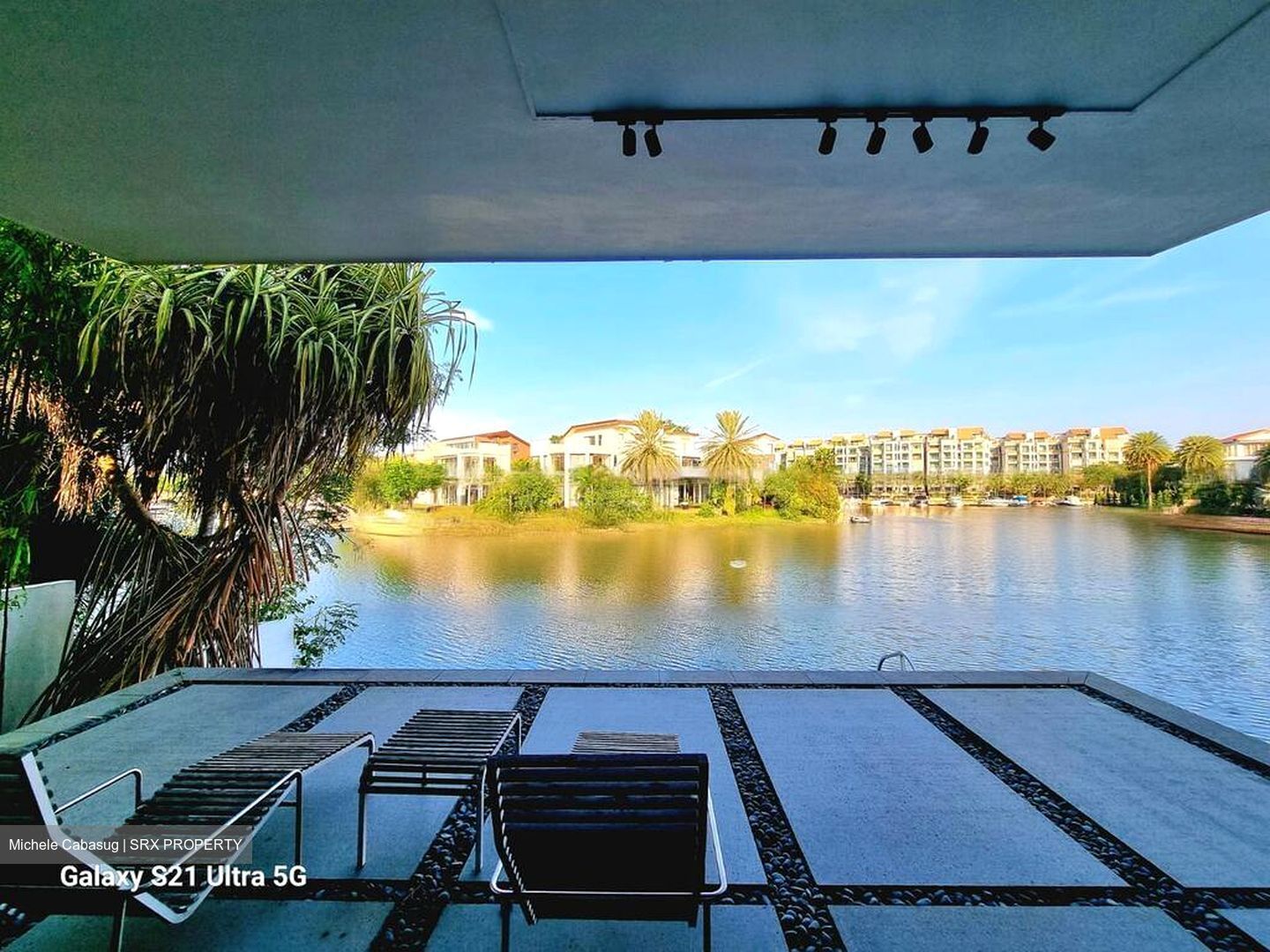 Ocean Drive (D4), Detached #483587701